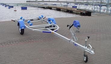 M-Car 550 kg Bootsanhänger Bootstrailer für Boote bis ca. 4,3 Metern Länge 100 km/h Zulassung möglich!